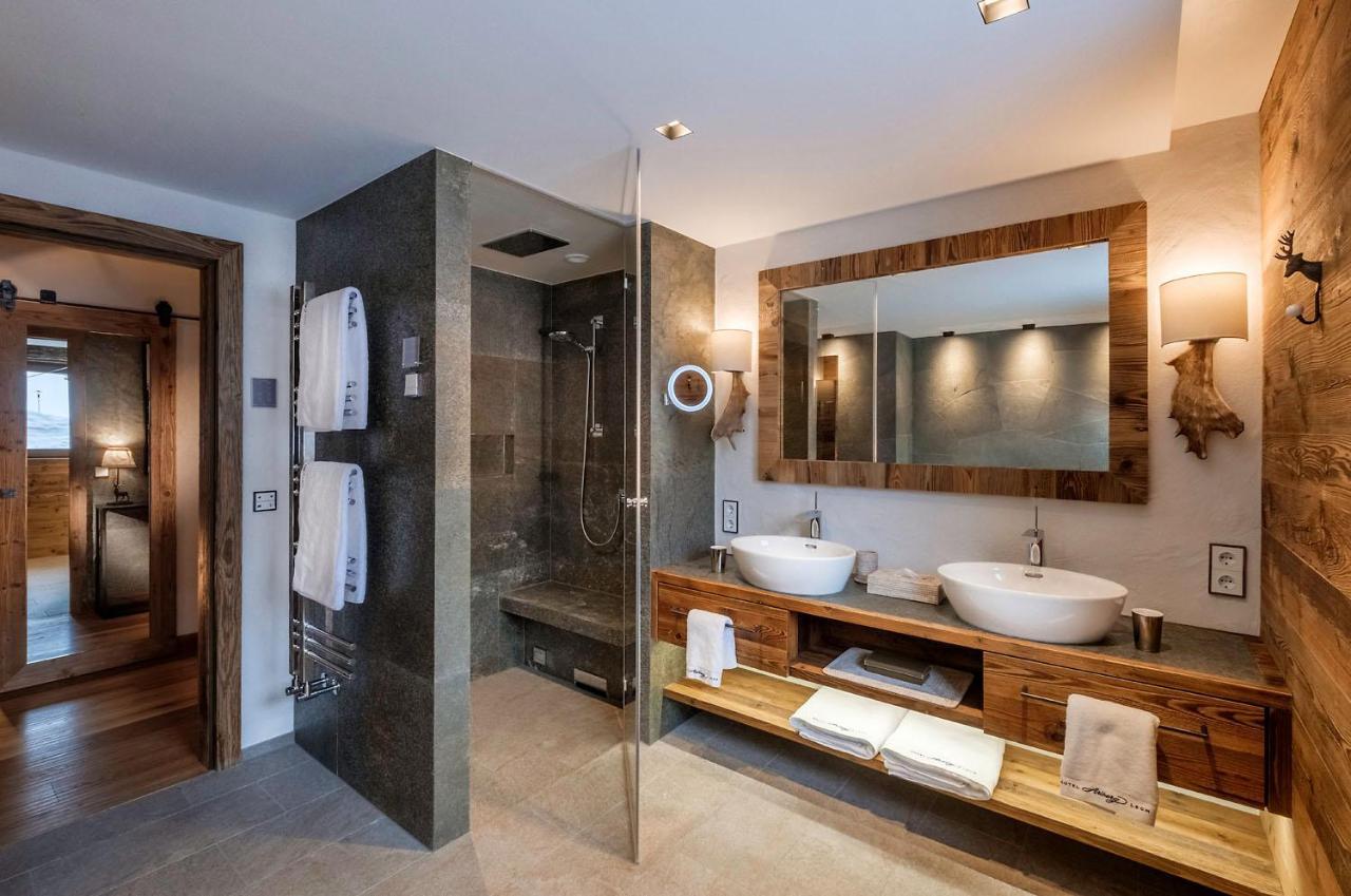 Hotel Arlberg Lech ภายนอก รูปภาพ