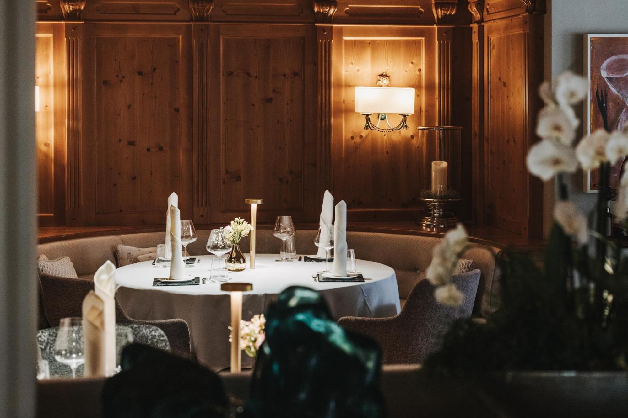 Hotel Arlberg Lech ภายนอก รูปภาพ